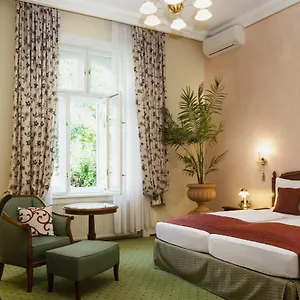 **** Otel Park Avusturya